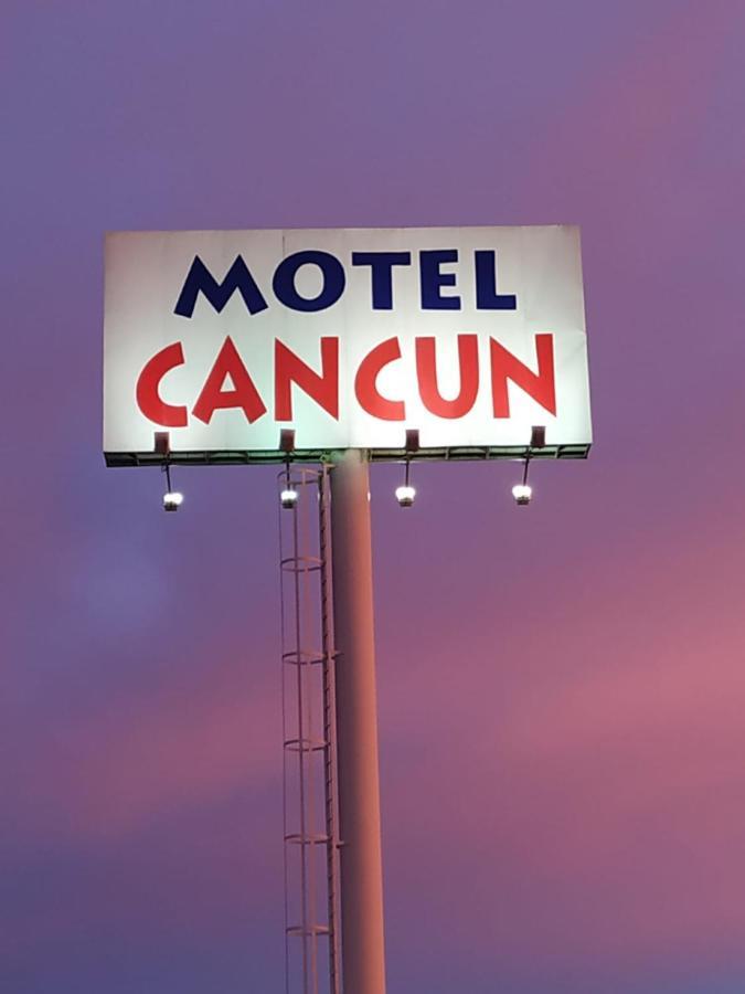 Motel Cancun Leon Ardón Esterno foto